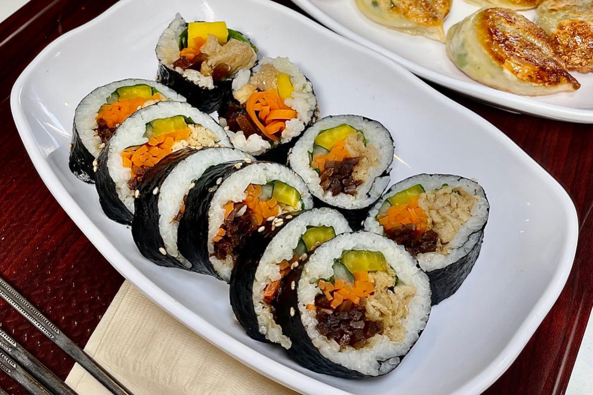 Maru JaYeonSik Kimbap | Vegan Korean Food In Insadong - Seoul/Korea ...