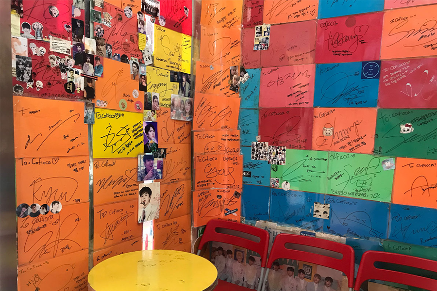 偶像 kpop 珍奶 珍珠奶茶店 狎鷗亭