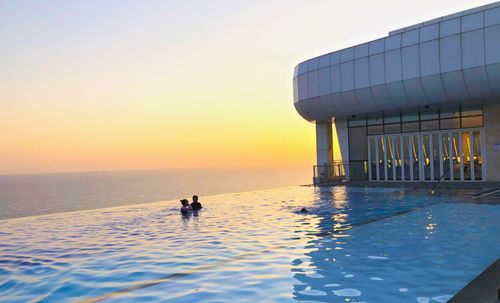 korea gangwondo hotel, infinity pool at sunrise