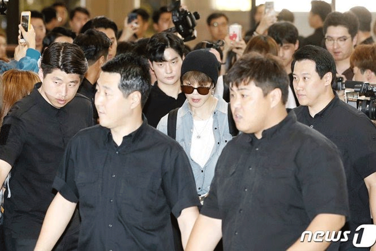 Creatrip Behind The Scenes The Life Of A KPop Idol Bodyguard