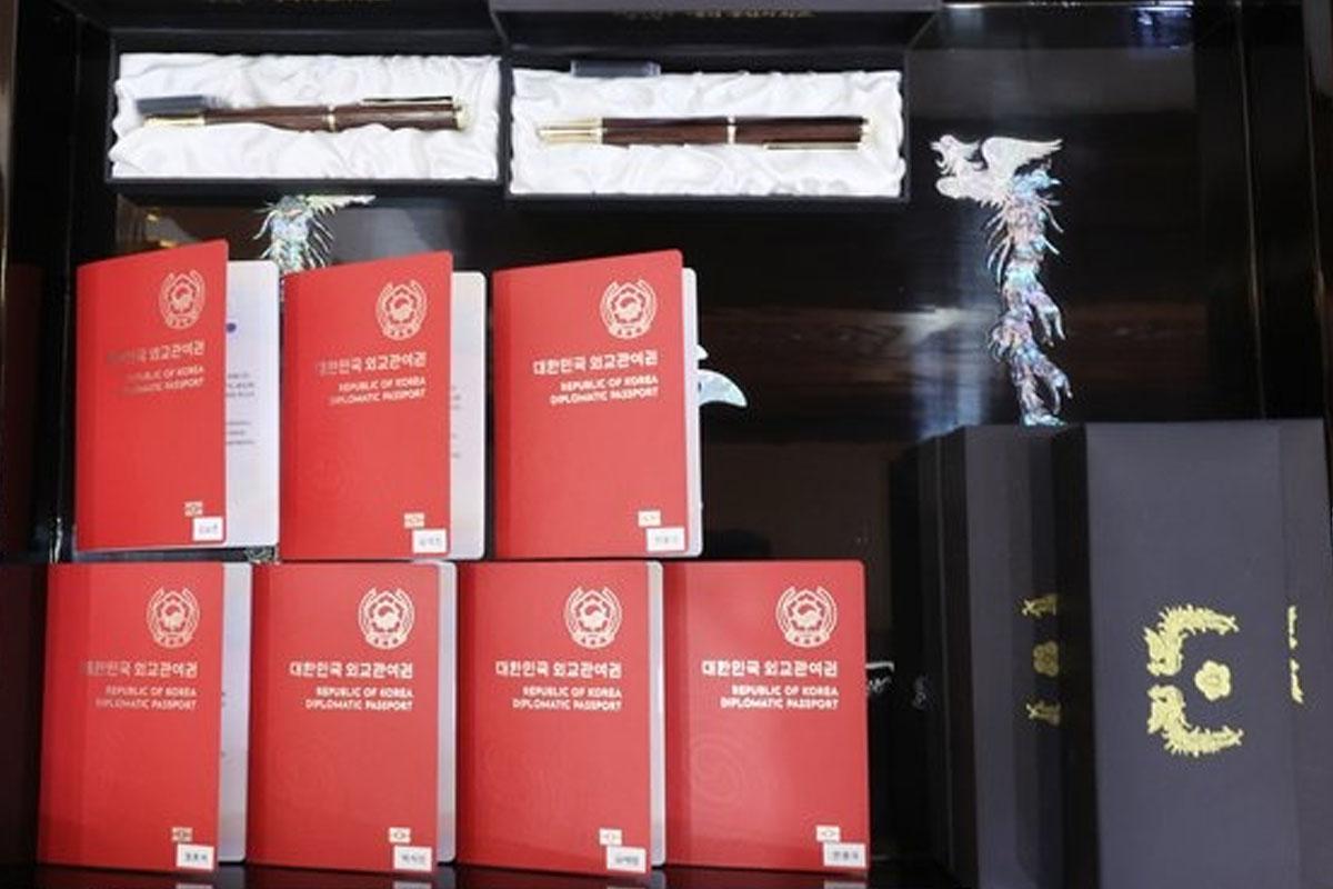 พาสปอร์ตทูต