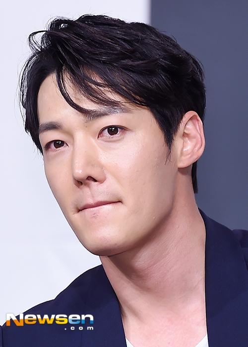 チェ・ジンヒョクがコロナ19関連で問題を起こした報道写真