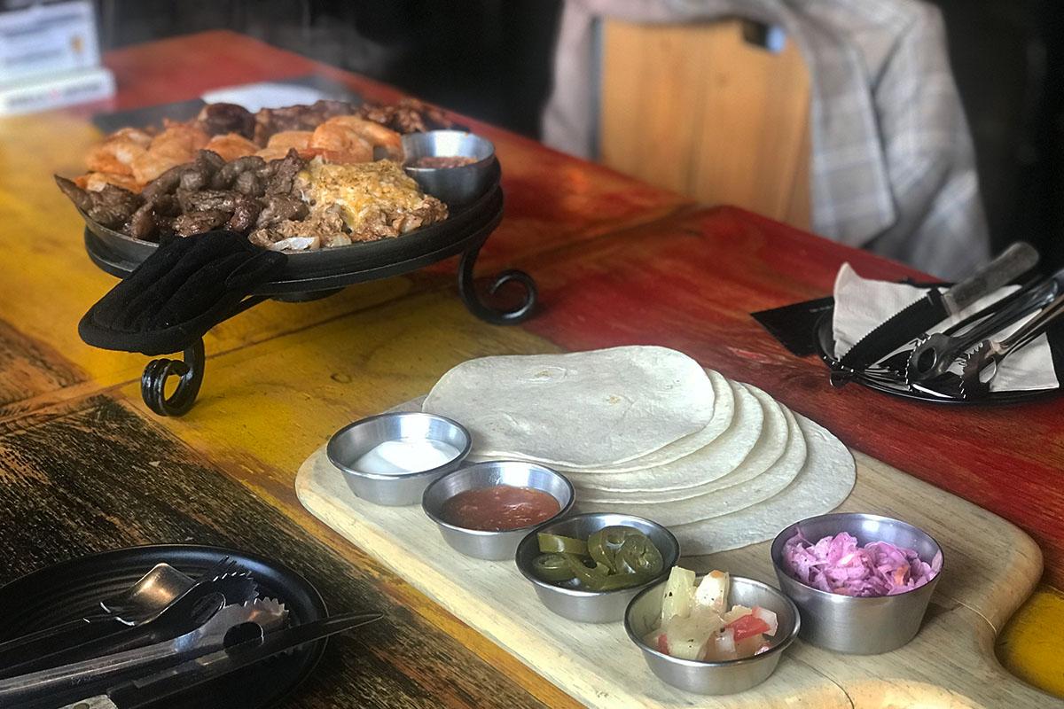 新沙洞グルメ、GAMSUNG TACO、タコス、ソウル、カロスキル