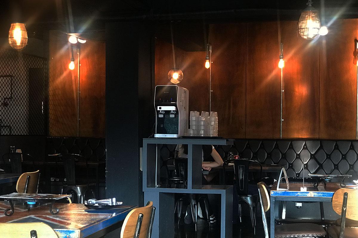 ร้านอาหารเกาหลี新沙洞グルメ、GAMSUNG TACO、タコス、ソウル、カロスキル