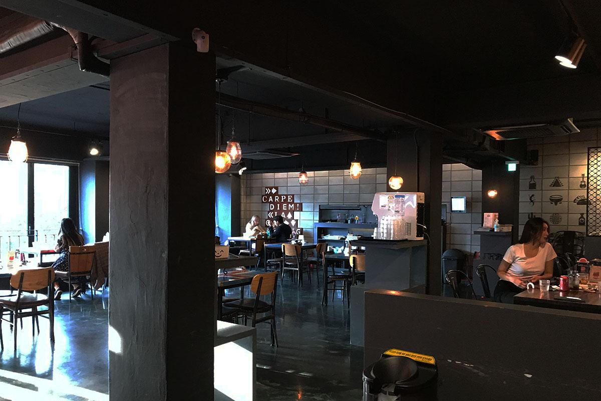 ร้านอาหารเกาหลี新沙洞グルメ、GAMSUNG TACO、タコス、ソウル、カロスキル