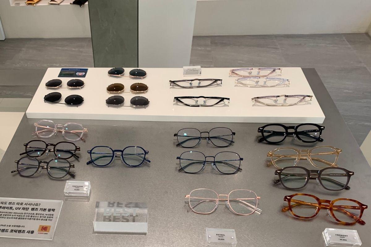 Glasses, VIEWMAP (뷰맵 연남스토어), yeonnamdong