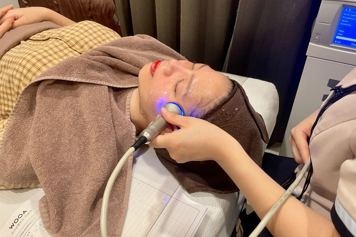 韓国、韓国旅行、韓国観光、ソウル、ソウル旅行、新沙、シンサ、狎鷗亭、アックジョン、カロスキル、韓国美容、K-ビューティー、メイク、整形、施術、眉毛アートメイク、脱毛、美容院