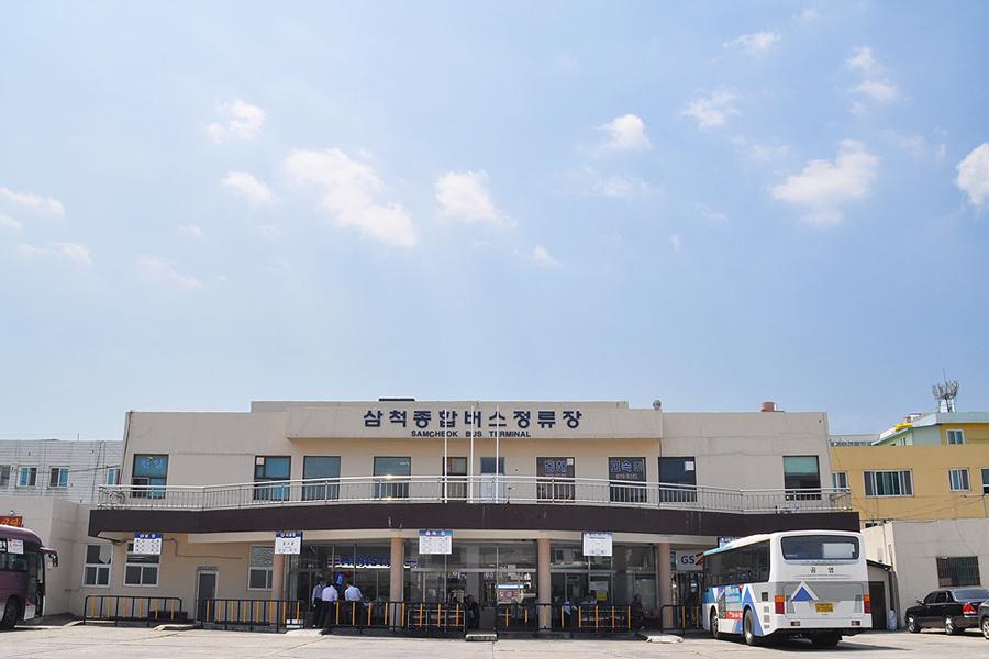 общественный транспорт в Корее Гангвондо, автовокзал Самчжок