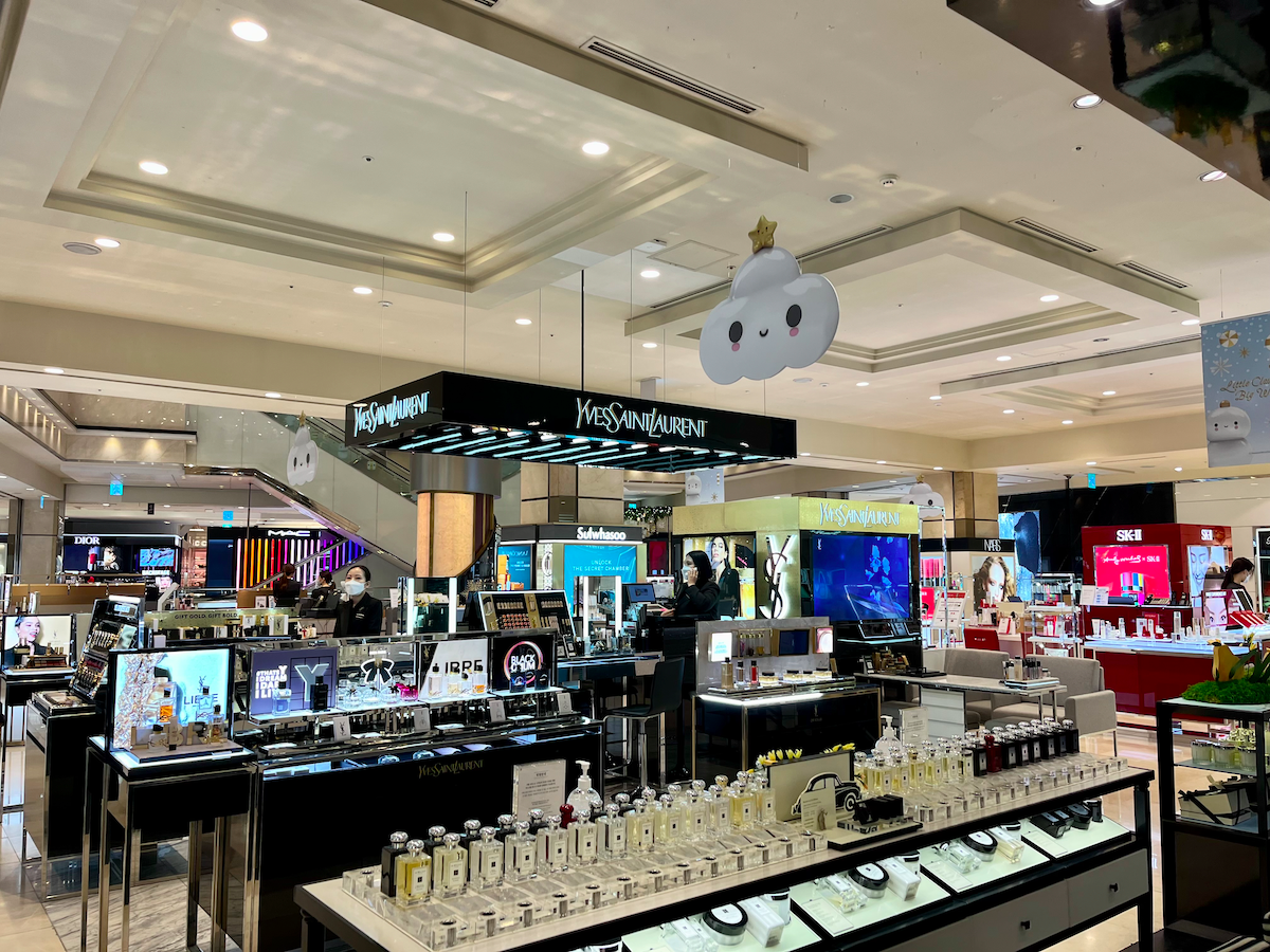euljiro seoul shopping, lotte department store cosmetics