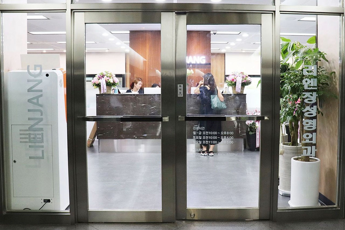 韓国、韓国旅行、韓国観光、ソウル、ソウル旅行、江南、カンナム、韓国美容、韓国整形、プチ整形、眉毛アートメイク、フェイスリフティング、ホワイトニング