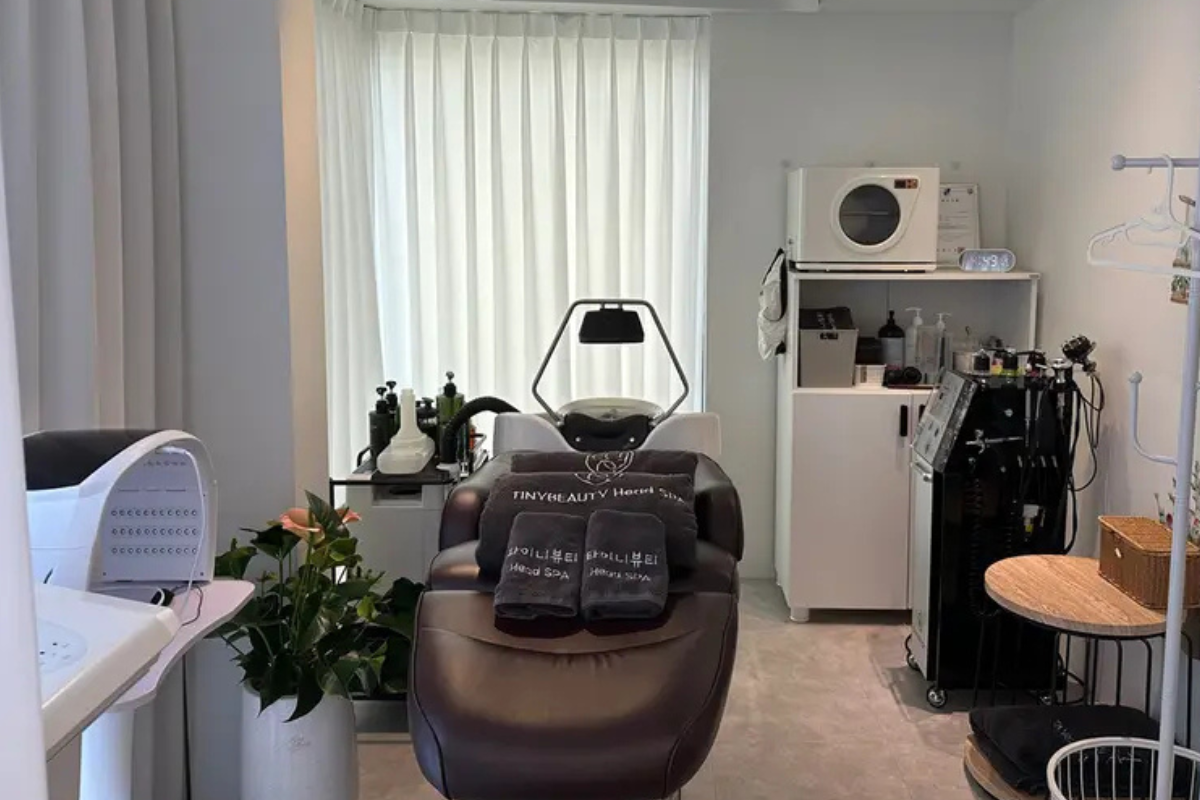 Tiny Beauty的頭皮護理高級設施區域，提供一對一專業服務。