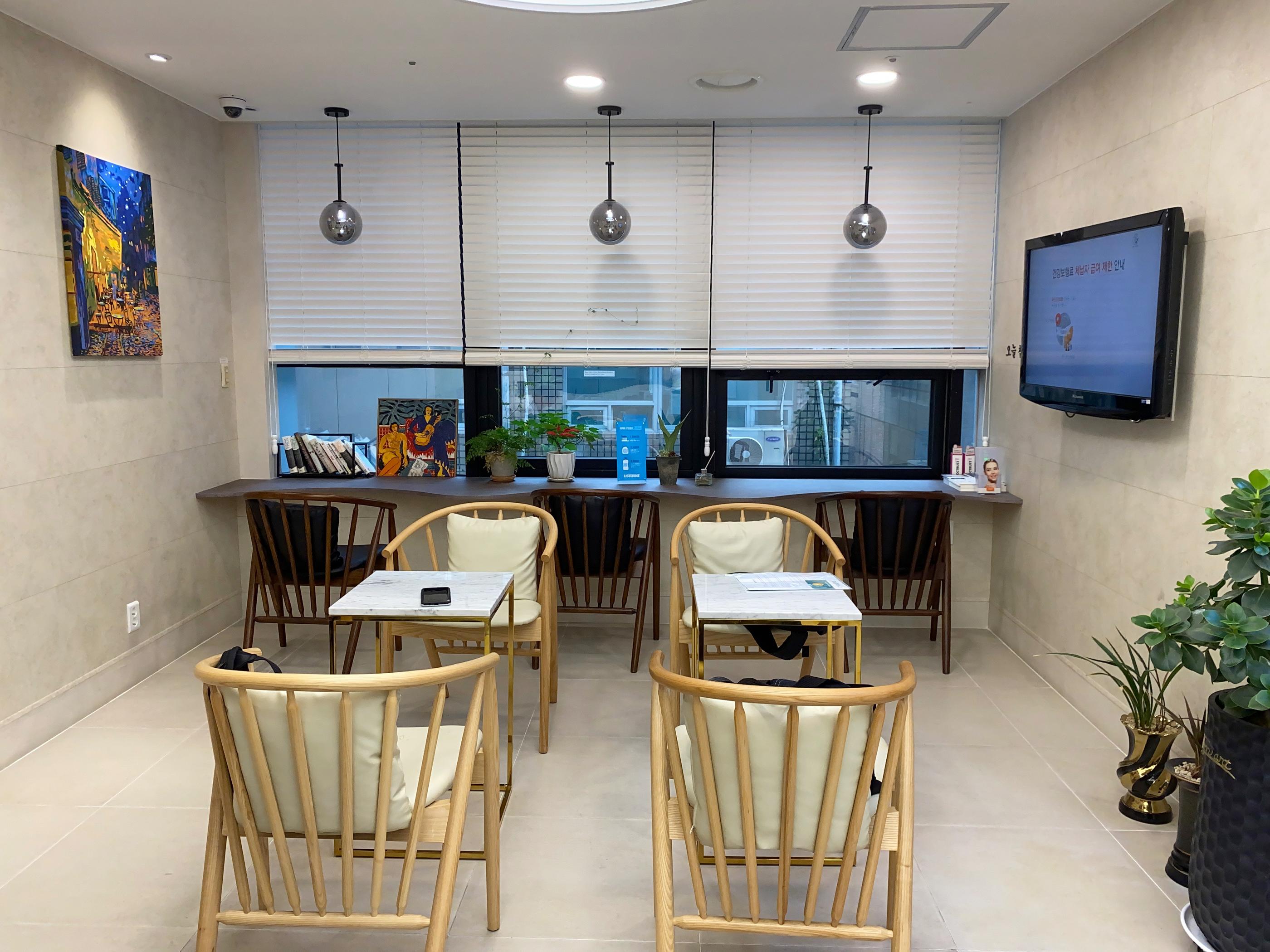 韓国、韓国旅行、韓国観光、ソウル、ソウル旅行、江南、カンナム、韓国美容、韓国整形、プチ整形、眉毛アートメイク、フェイスリフティング、ホワイトニング