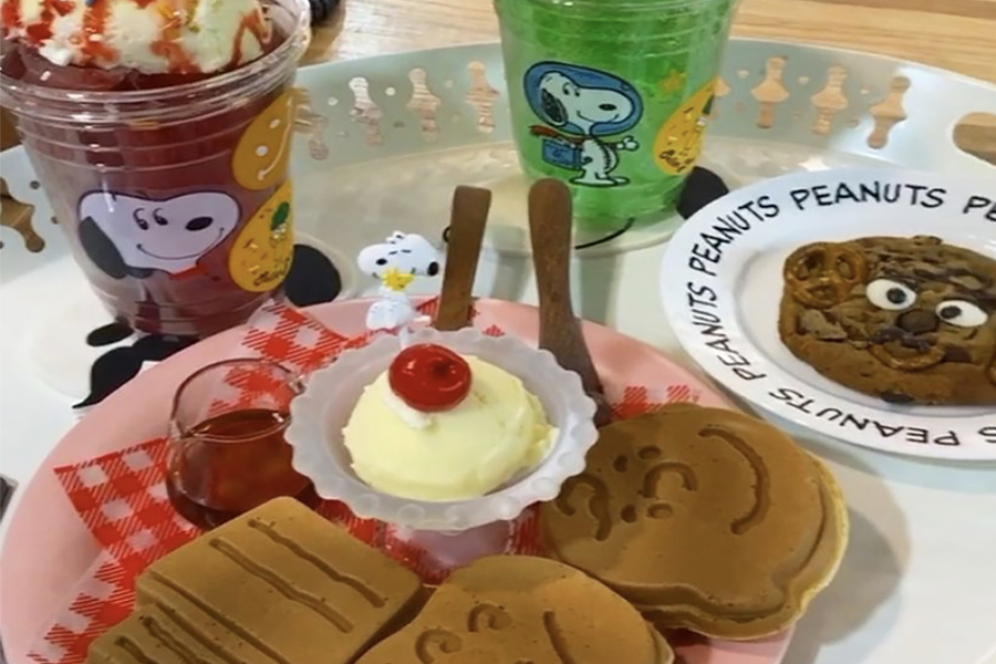 韓國Sellerlee咖啡廳展示的史努比主題飲品及可愛甜點，結合時尚精品店的獨特概念