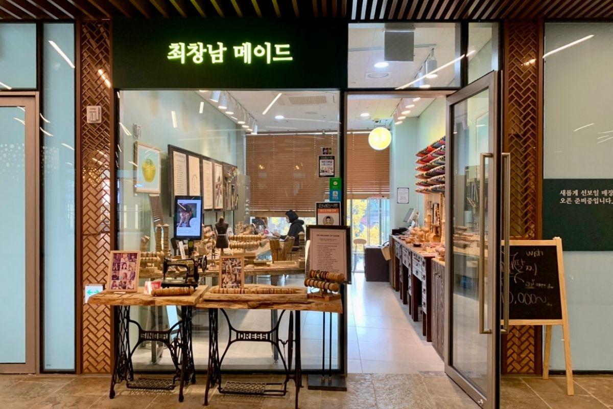 cửa hàng ChoiChangNam Made (최창남메이드) ở annyeong insadong