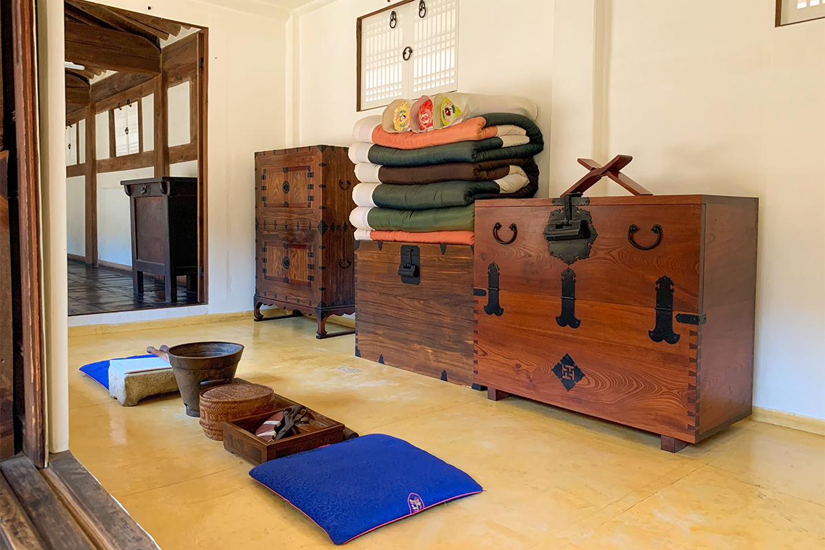 Hanok of Unhyeon Palace