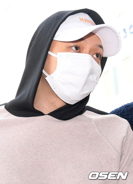 パク・ユチョン、専属契約違反問題で芸能活動が一時禁止された後の様子。OSEN著作権の画像。