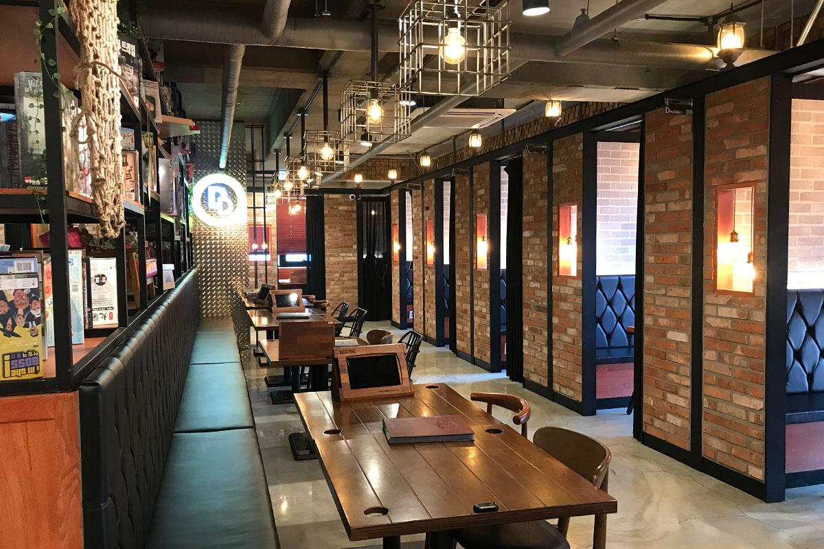 เกมเกาหลี韓国、韓国旅行、韓国観光、ソウル、ソウル旅行、江南、カンナム、韓国アクティビティ、江南遊び、ボードゲーム、射撃、人生4カット、プリクラ、写真撮影、猫カフェ、タロット占い