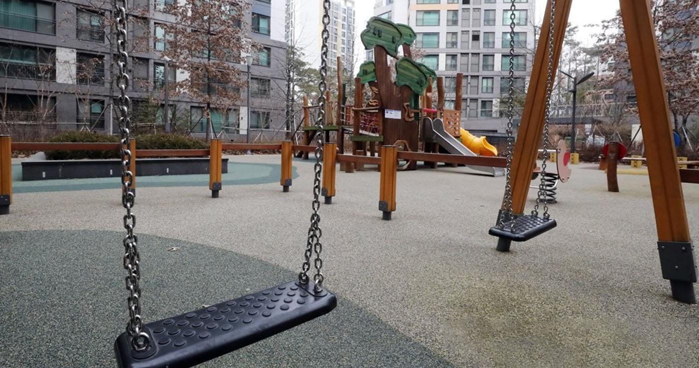 เด็กประถมถูกแจ้งจับเพราะเข้าไปเล่นในอพาร์ทเม้นท์