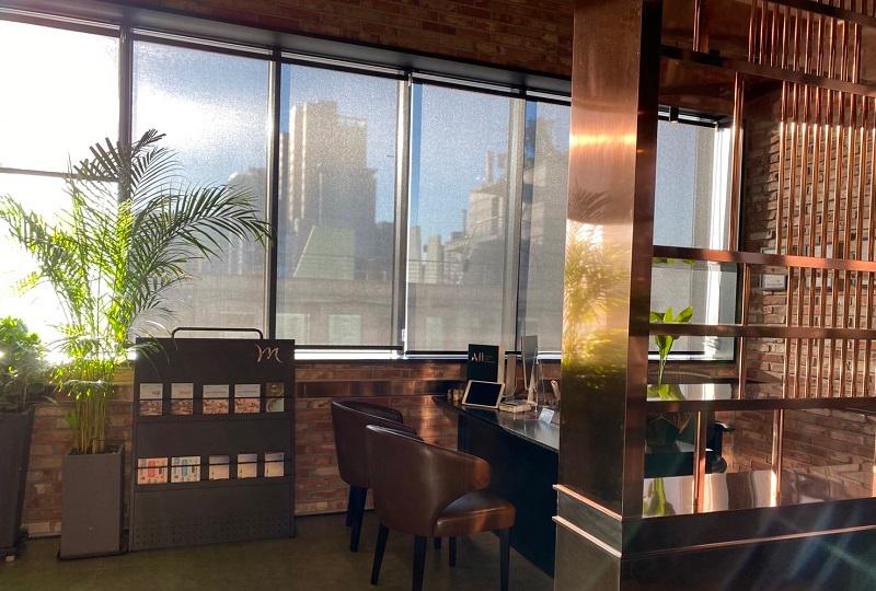 メルキュールアンバサダーソウル弘大のビジネスコーナー。パソコンとコピー機が配置されているので、業務ができる。