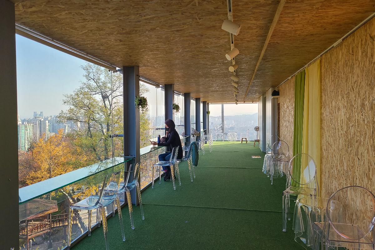 韓国旅行、ソウル旅行、鍾路、チョンノ、東廟前駅、昌信崇仁採石場展望台、都市再生事業、カフェラクダ、ソウル一望