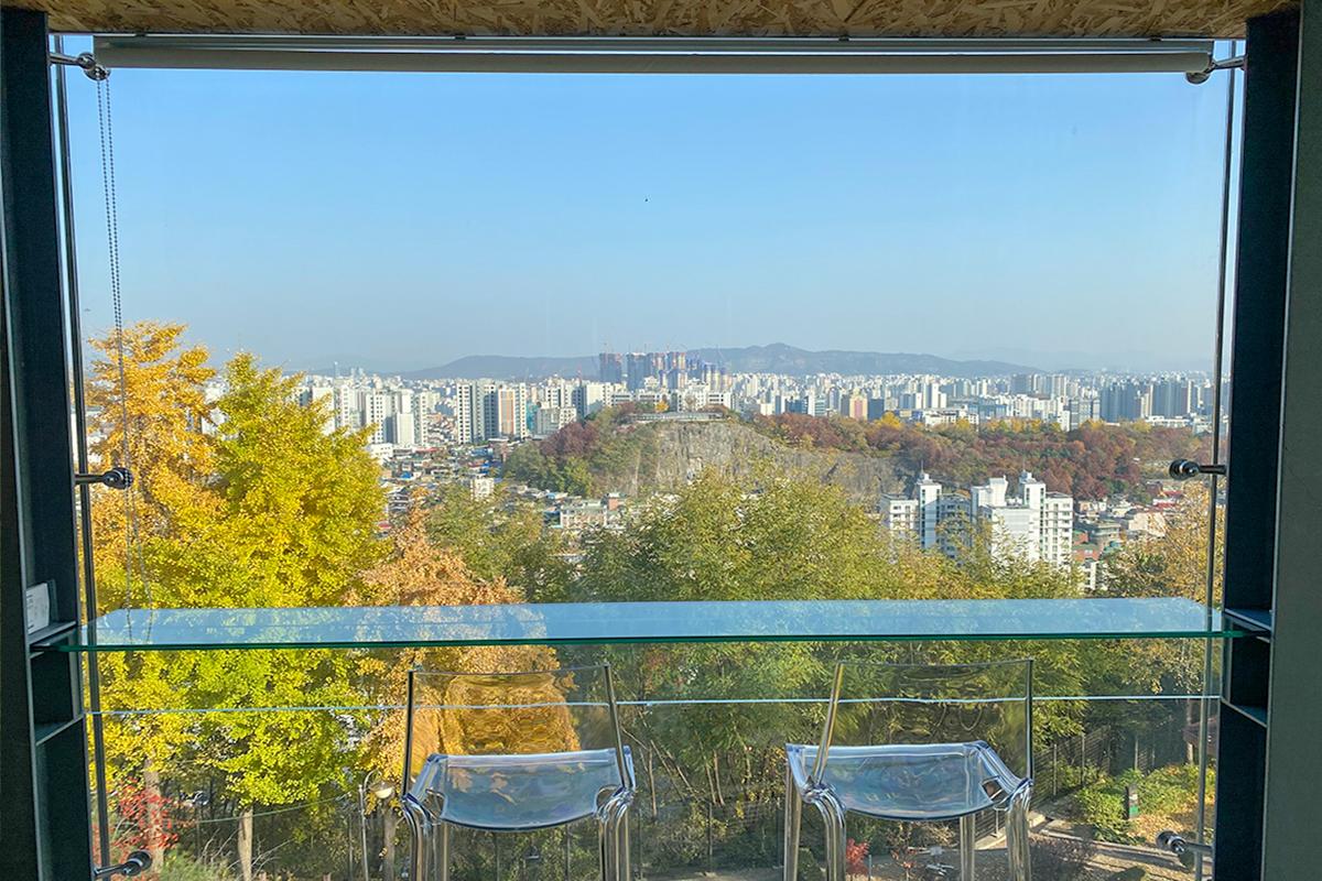 韓国旅行、ソウル旅行、鍾路、チョンノ、東廟前駅、昌信崇仁採石場展望台、都市再生事業、カフェラクダ、ソウル一望