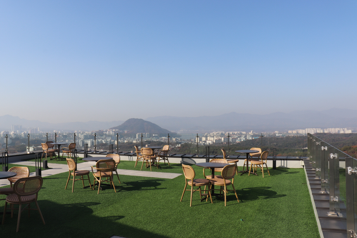 韓国、韓国旅行、韓国観光、江原道、カンウォンド、春川、チュンチョン、韓国カフェ、九峰山カフェ通り、ベーカリー、パン、写真スポット