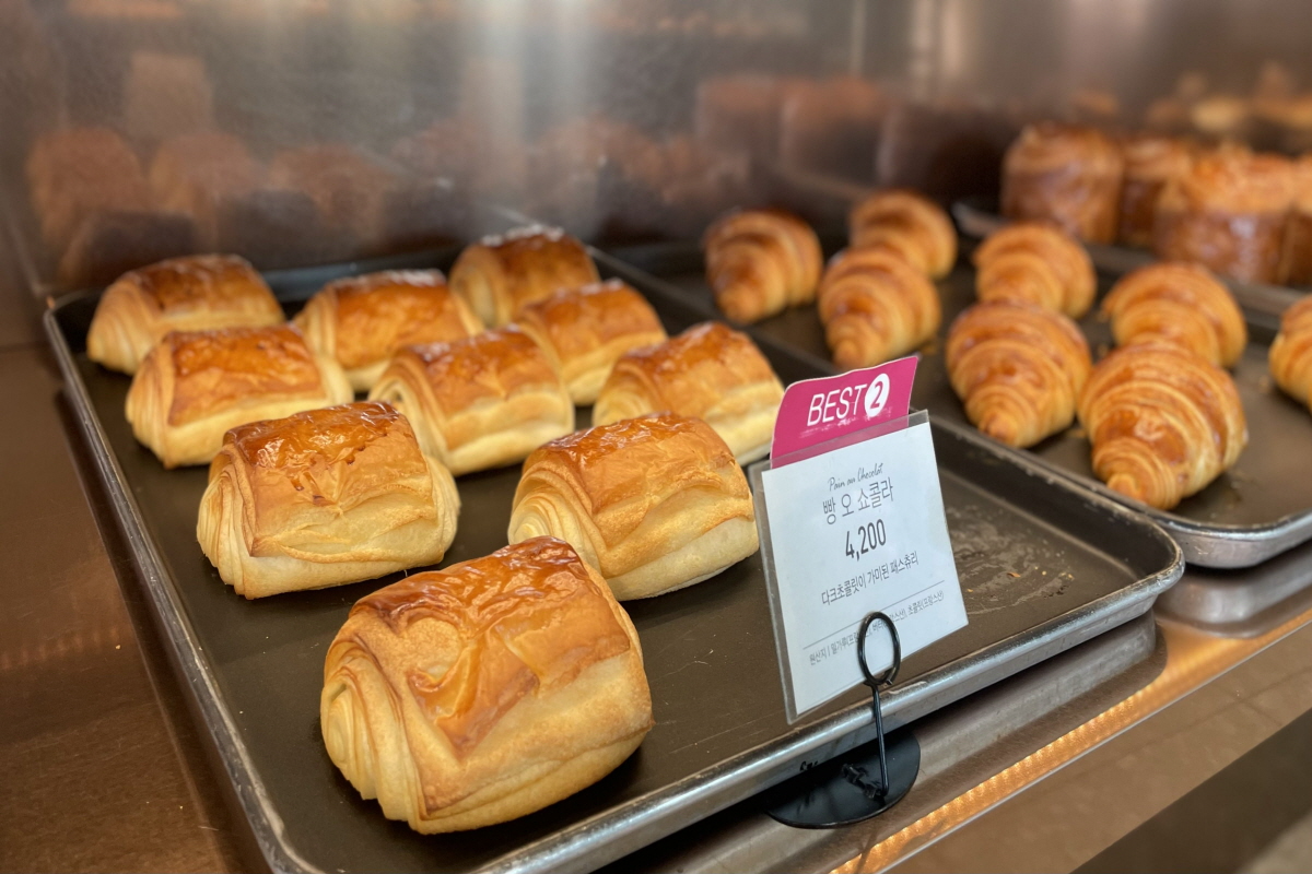 韓国、韓国旅行、韓国観光、江原道、カンウォンド、春川、チュンチョン、韓国カフェ、九峰山カフェ通り、ベーカリー、パン、写真スポット