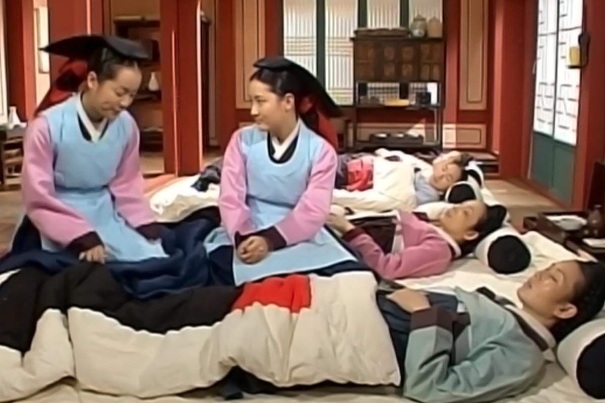 Dae Jang Geum жинхэнэ түүх мөн үү? - Дэ Жангымд өвчтөнүүдийг асран халамжлаж байгаа нь