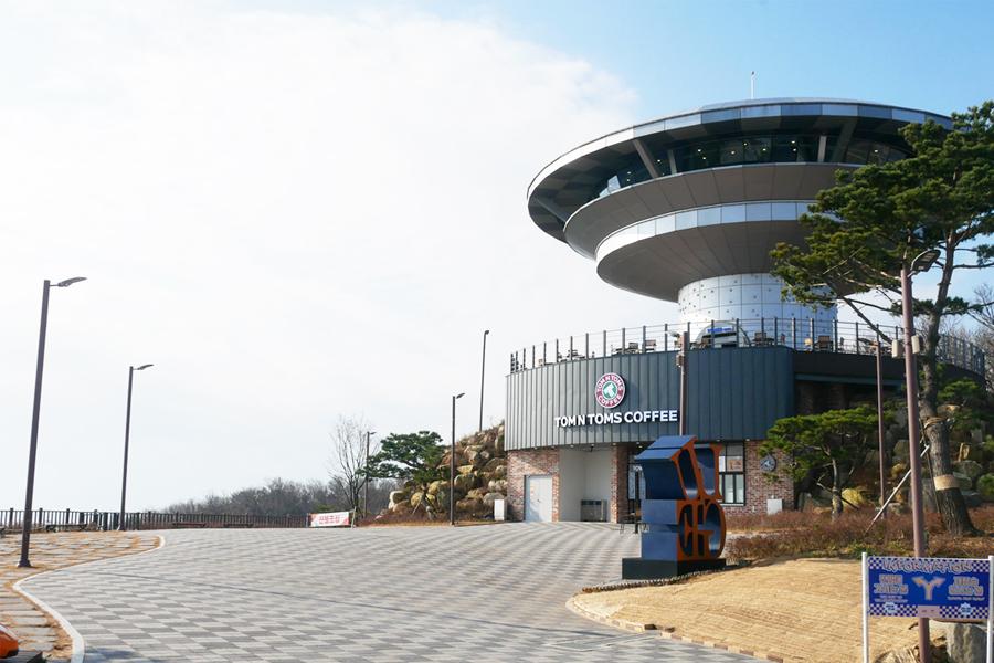 강화 씨사이드리조트 전경 – 인천의 유명한 리조트로, 주변 자연 풍경과 어우러진 모습