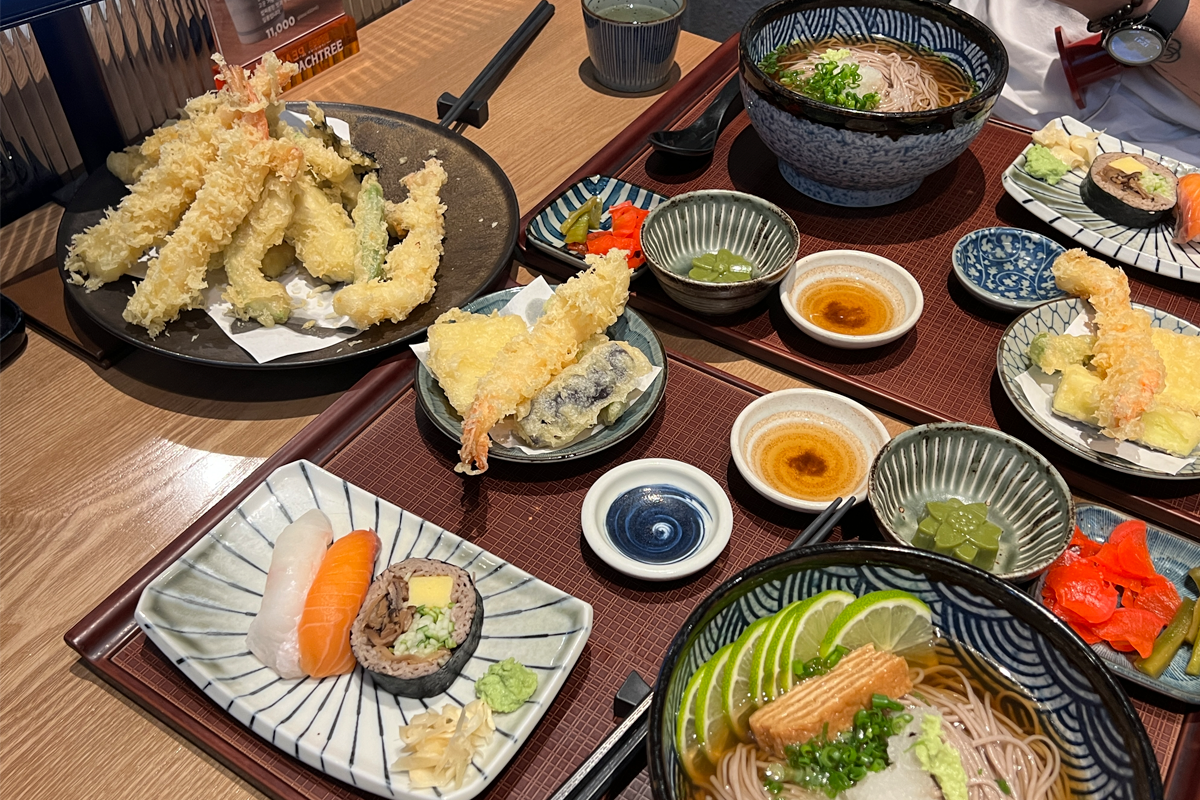 首爾蠶室美食 蠶室站樂天塔 美食餐廳 石村湖 餐廳 推薦必吃
