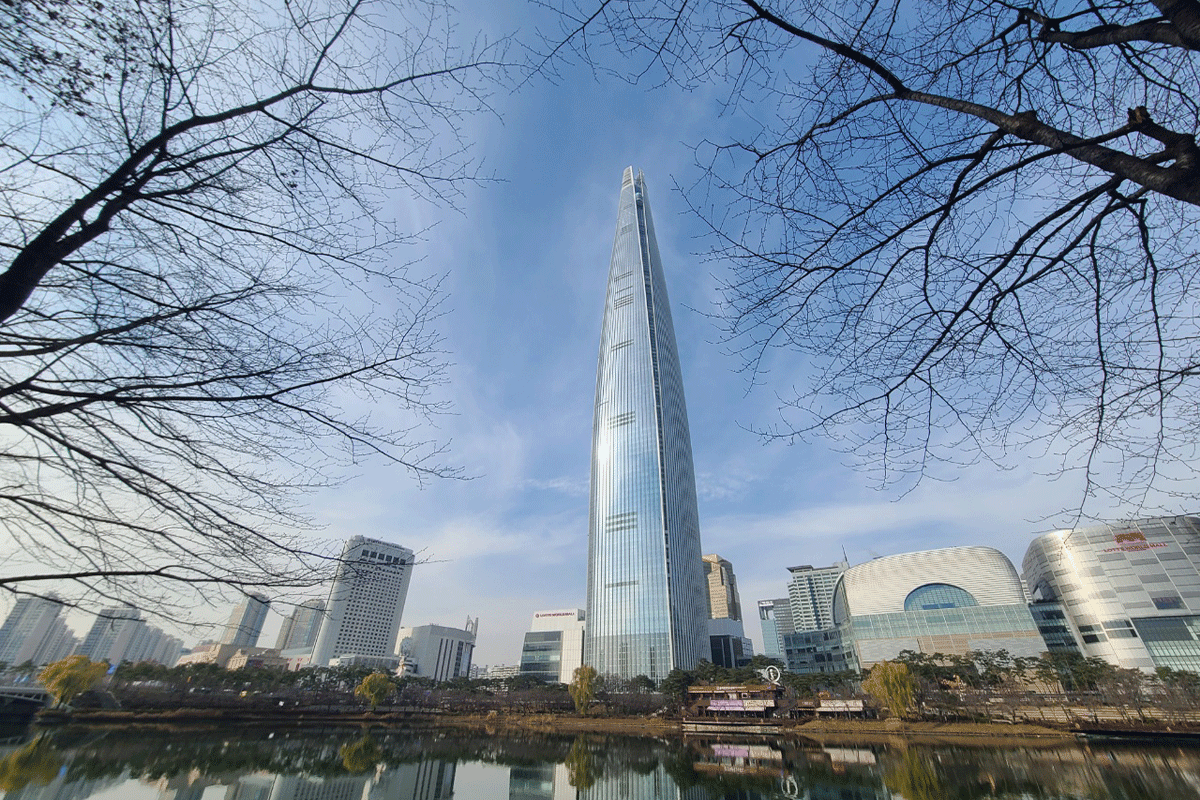 Hồ Seokchon 석촌호수 - Tổng hợp các trải nghiệm thú vị độc đáo chỉ có ở Jamsil bạn không nên bỏ lỡ