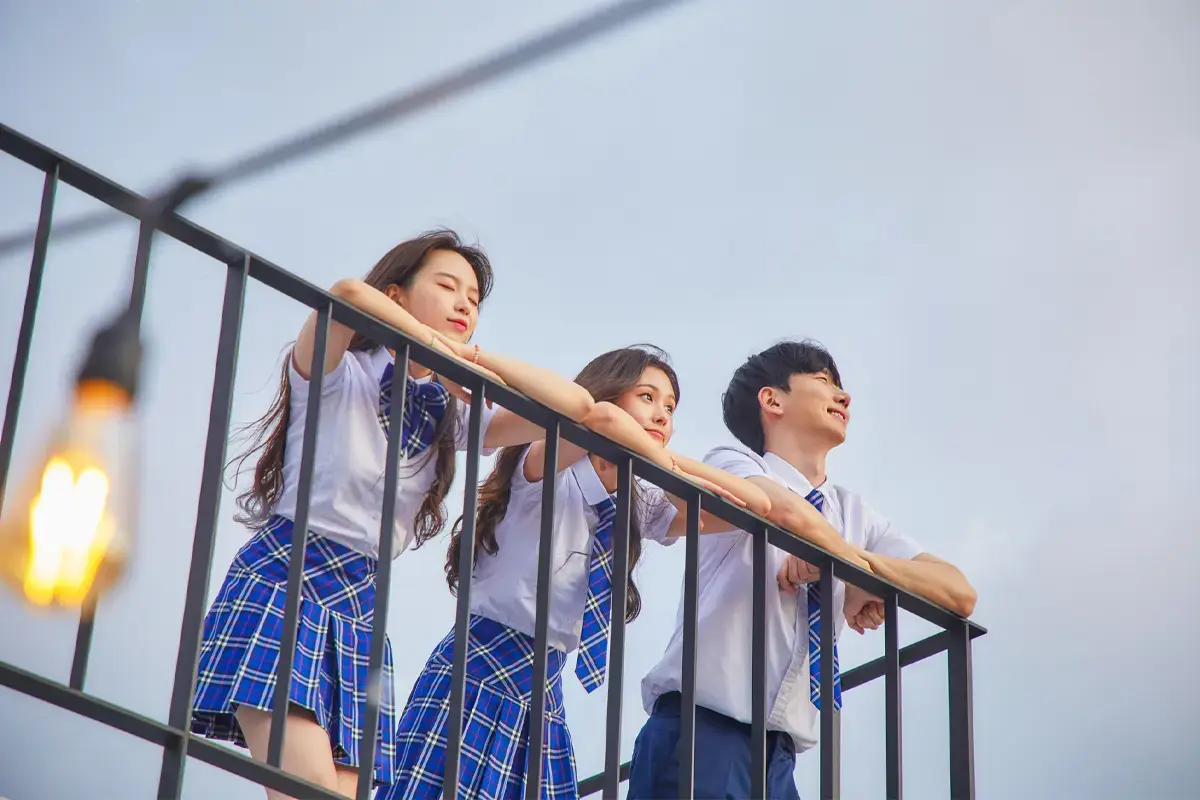 租校服 韓國校服租借 首爾校服租借 樂天世界校服 蠶室 感性校服