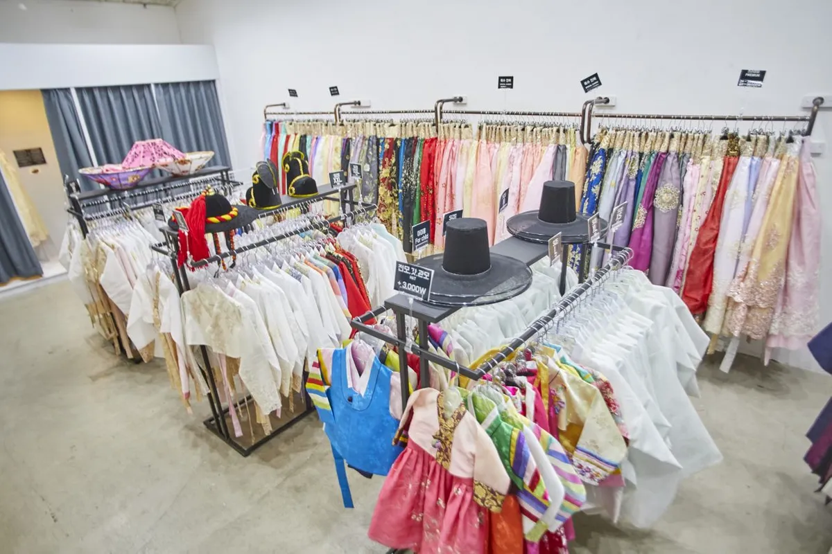 韓国、韓国旅行、韓国観光、ソウル、ソウル旅行、北村、プッチョン、三清洞、サムチョンドン、ギャラリー、博物館、北村韓屋村、写真スポット、イニスフリー、展望台