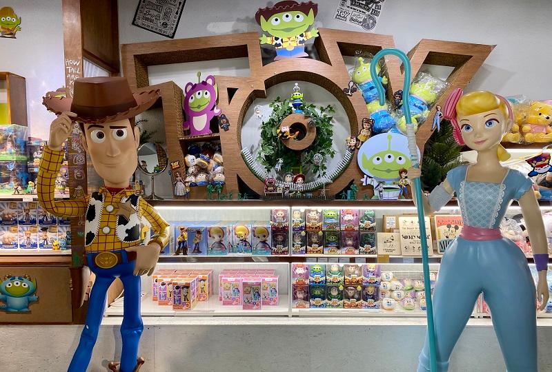 韓国、韓国旅行、韓国観光、ソウル、ソウル旅行、北村、プッチョン、三清洞、サムチョンドン、ショッピング、ステッカー、ディフューザー、ディズニー、写真スポット、雑貨、小物、アクセサリー、文具、ステーショナリー