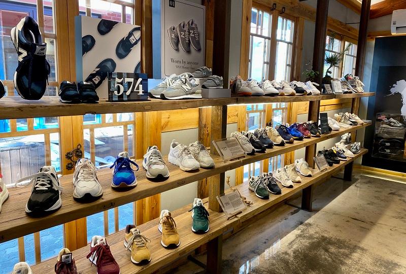 韓国、韓国旅行、韓国観光、ソウル、ソウル旅行、北村、プッチョン、三清洞、サムチョンドン、ショッピング、ステッカー、ディフューザー、ディズニー、写真スポット、雑貨、小物、アクセサリー、文具、ステーショナリー