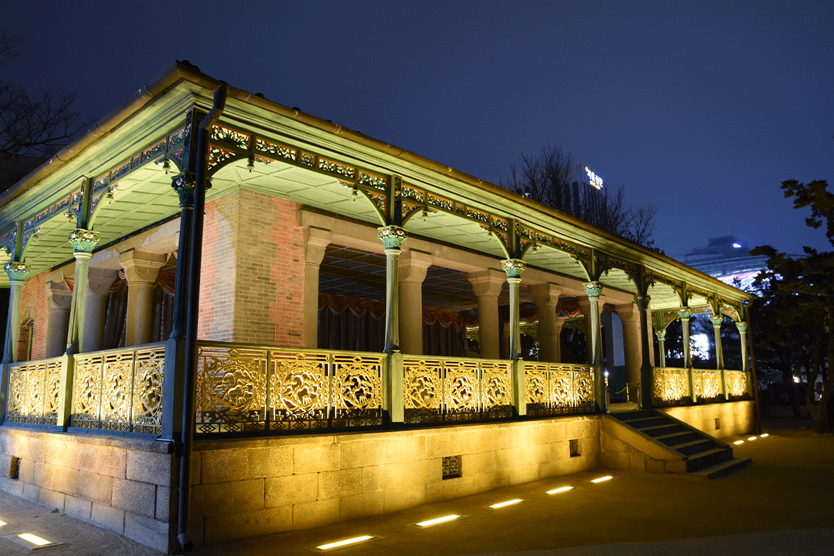 韓国、韓国旅行、韓国観光、ソウル、ソウル旅行、宮殿、昌慶宮、昌徳宮、景福宮、慶熙宮、徳寿宮、韓服、ハンボク、チマチョゴリ、写真スポット、夜間開放、夜景、ドラマロケ地
