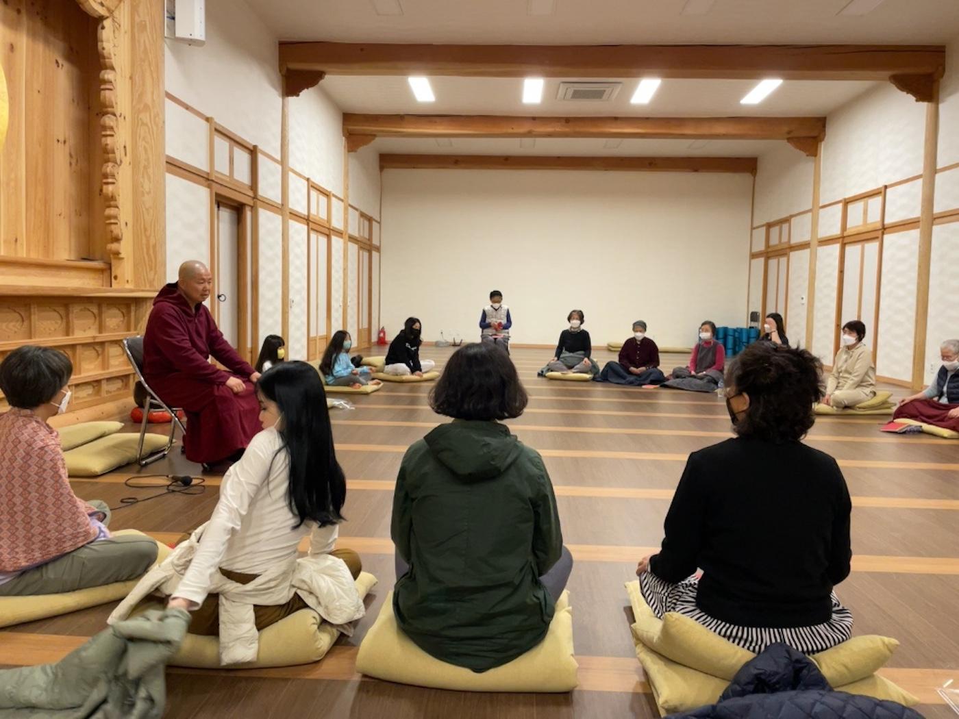 Une retraite paisible avec un moine au centre de méditation Sechen à Séoul