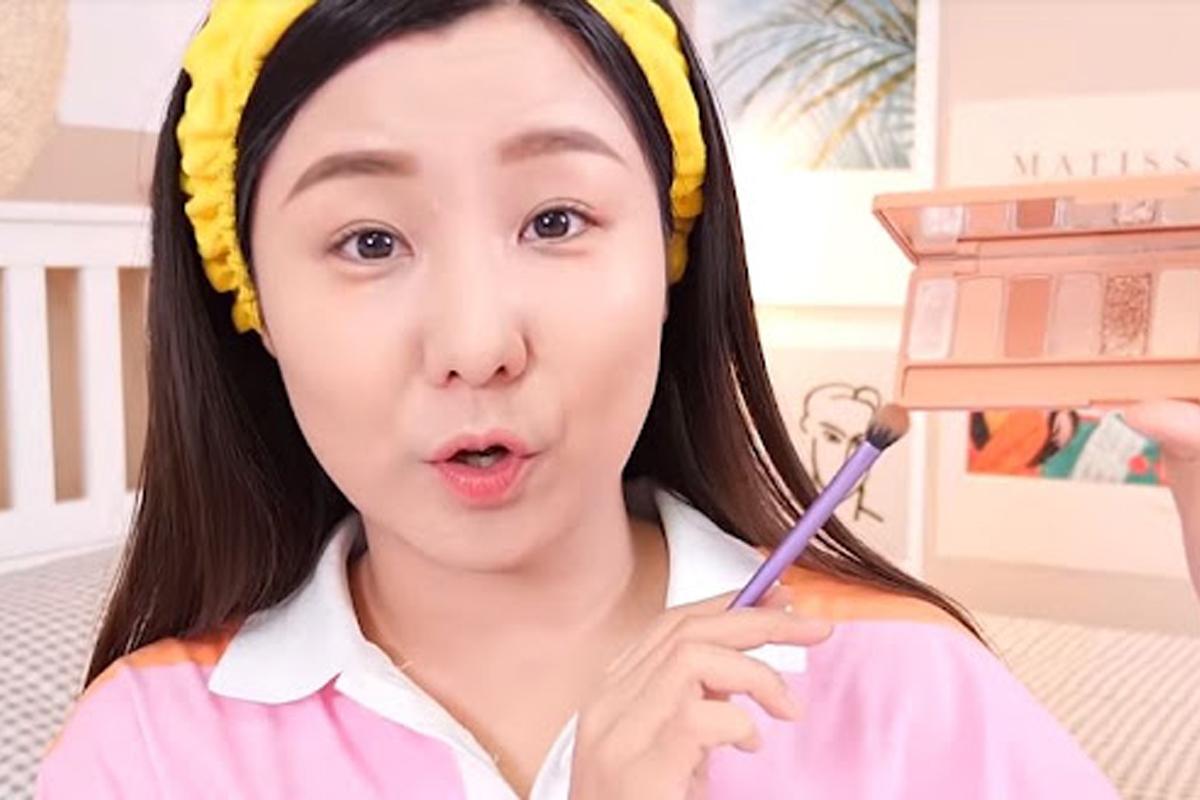 Yoon Charmi 윤쨔미, beauty youtuber hàn quốc