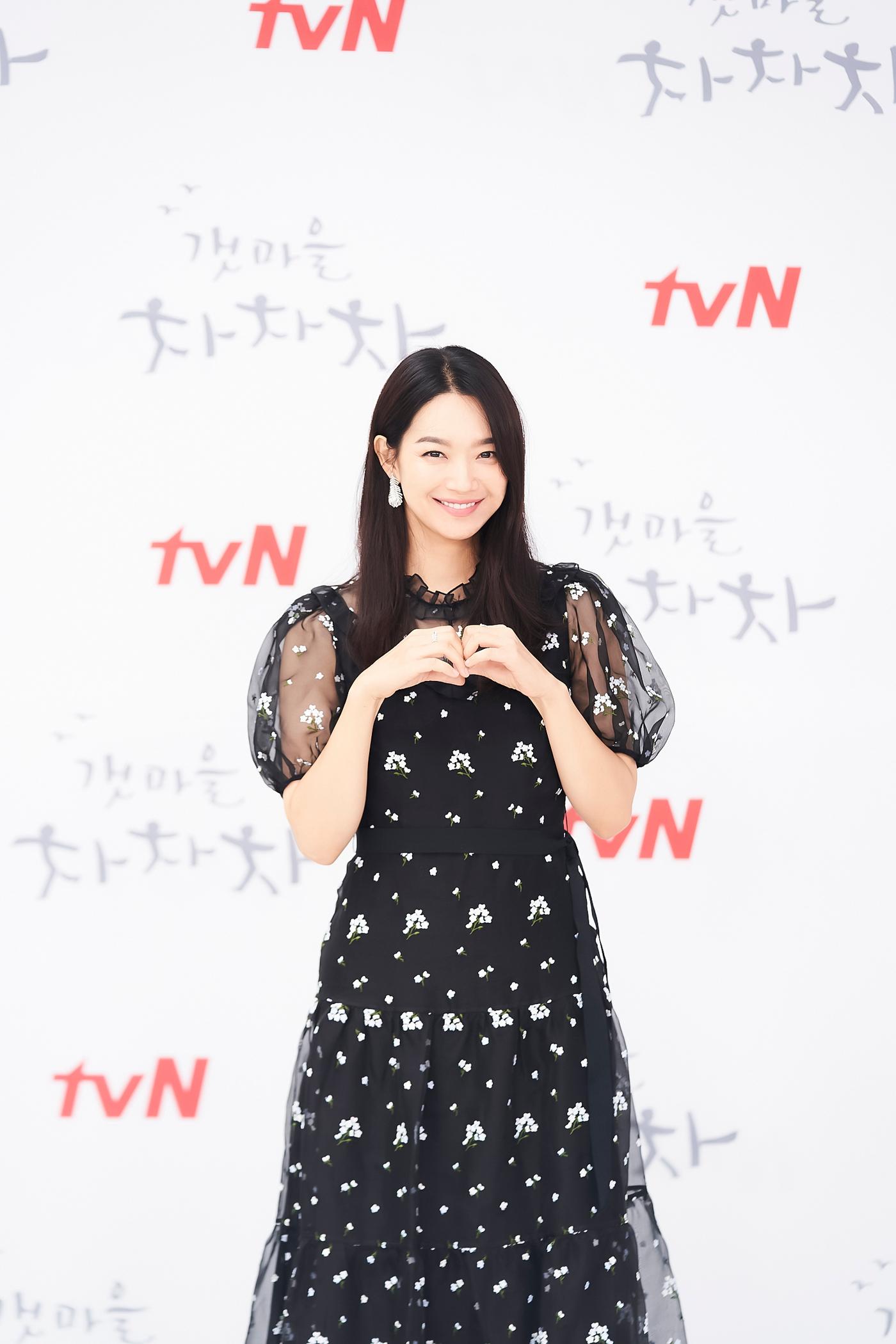 100万ウォンを韓国発達支援学会に寄付した女優シン・ミナの画像