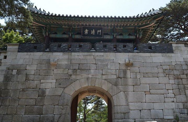 韓国、韓国文化、韓国歴史、ソウル、ソウル四大門、ソウル四小門、東大門、南大門、西大門、北大門、興仁之門、敦義門、崇礼門
