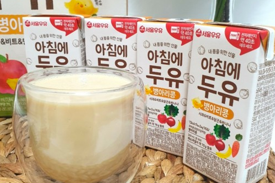 各种韩国豆奶饮品包括黑豆、坚果、芝麻口味，是韩国人在繁忙生活中常喝的健康选择。