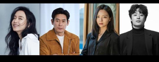 Netflix映画『キル・ボクスン』出演者、チョン・ドヨン、ソル・ギョング、イ・ソム、ク・ギョファンの柄数が写る