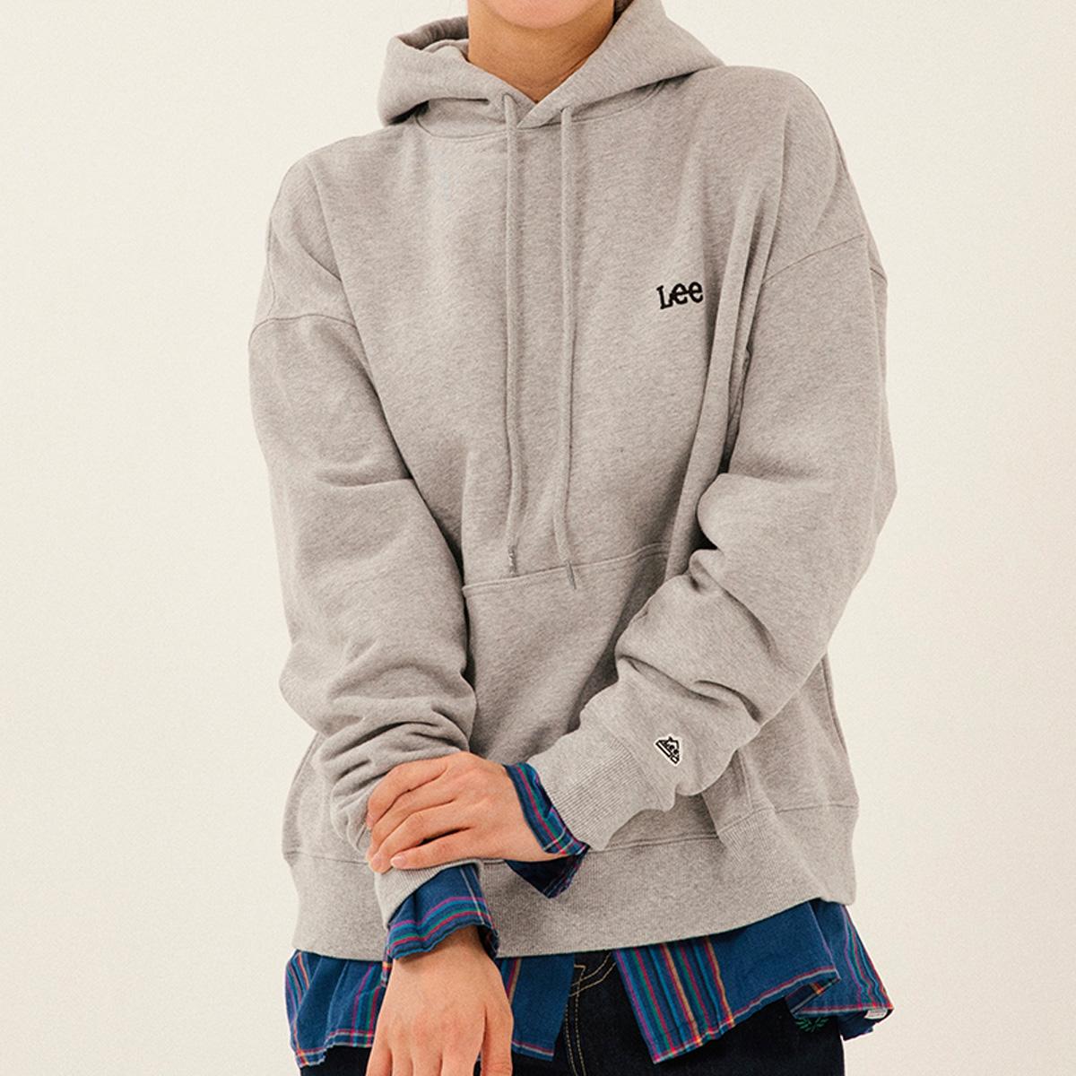 韓國Lee品牌淺灰色輕便小logo衞衣，適合休閒時光，簡單設計與舒適感結合完美。