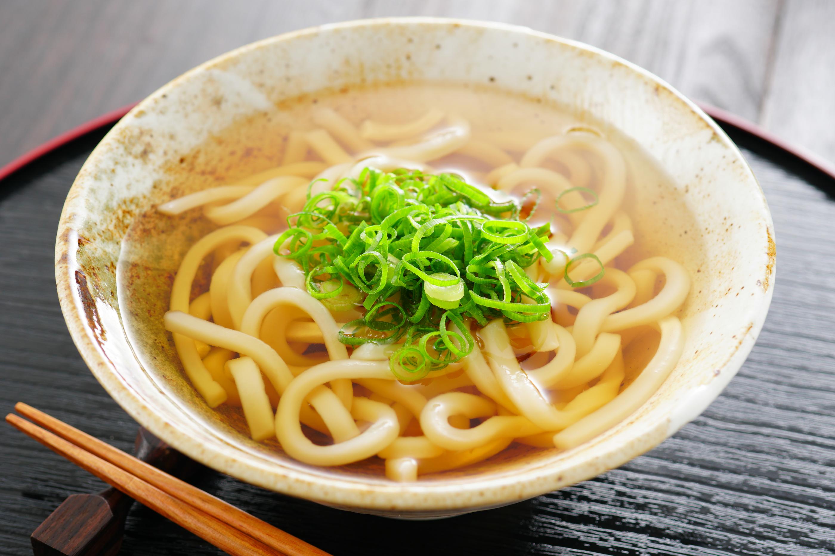 日韓、日韓比較、韓国食べ物、韓国料理、日本料理と韓国料理、トッポッキ、おでん、キンパ、ラーメン、ラミョン、日韓料理の比較、日本式韓国料理、韓国式日本料理