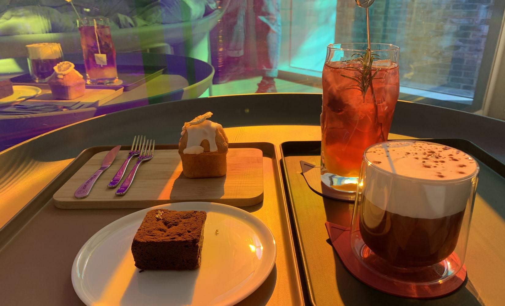 弘大カフェ | カフェオーロラ