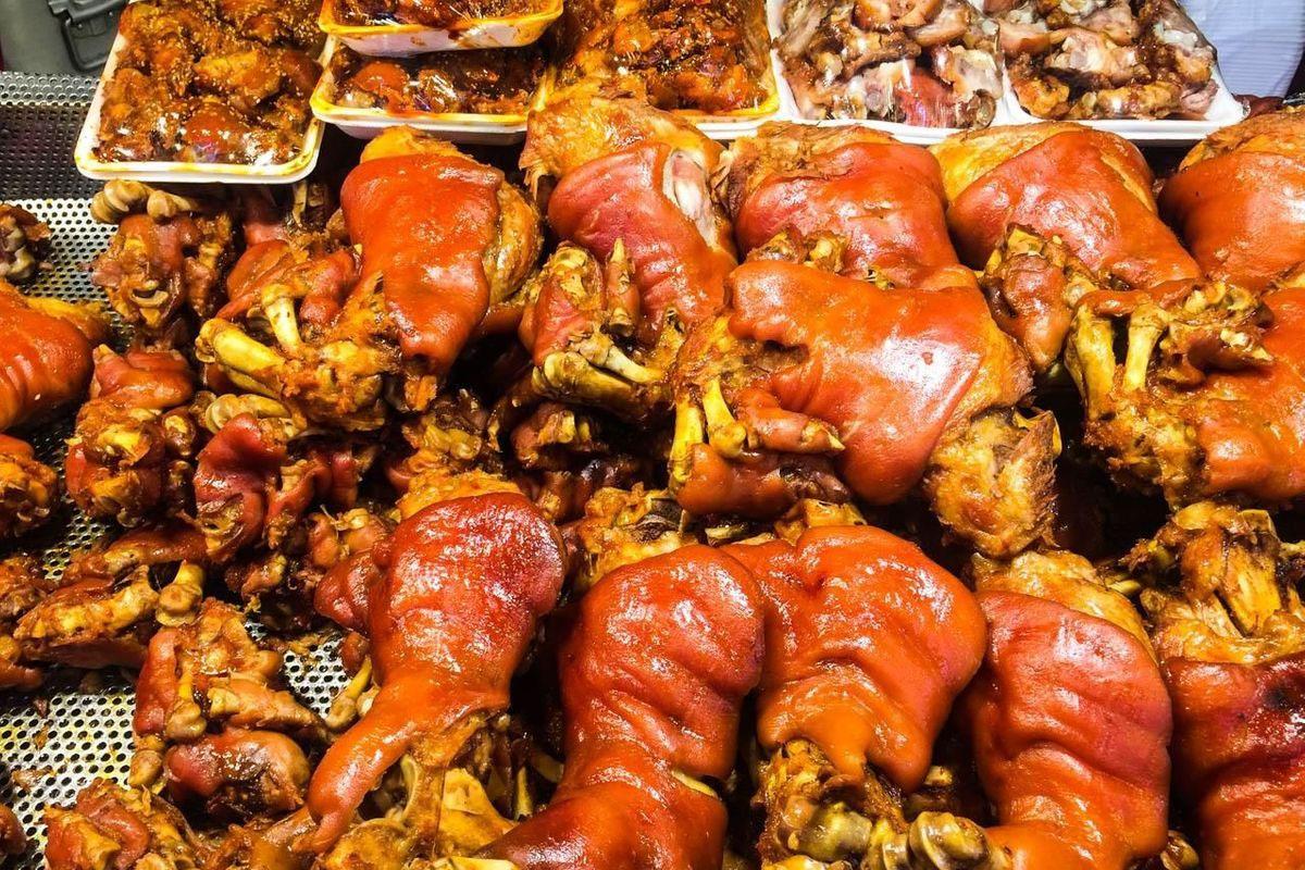 東大門 昌信洞辣味豬腳