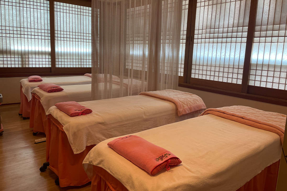 明洞 長今Spa美容中心 按摩師