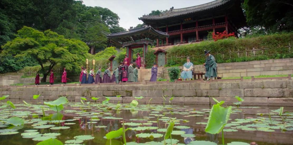 韓國景點 衣袖紅鑲邊