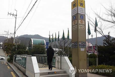 韓国コンビニ、韓国カフェ、韓国チキン、韓国市場、韓国の一番、韓国地下鉄、韓国乗り換え、韓国山、韓国川