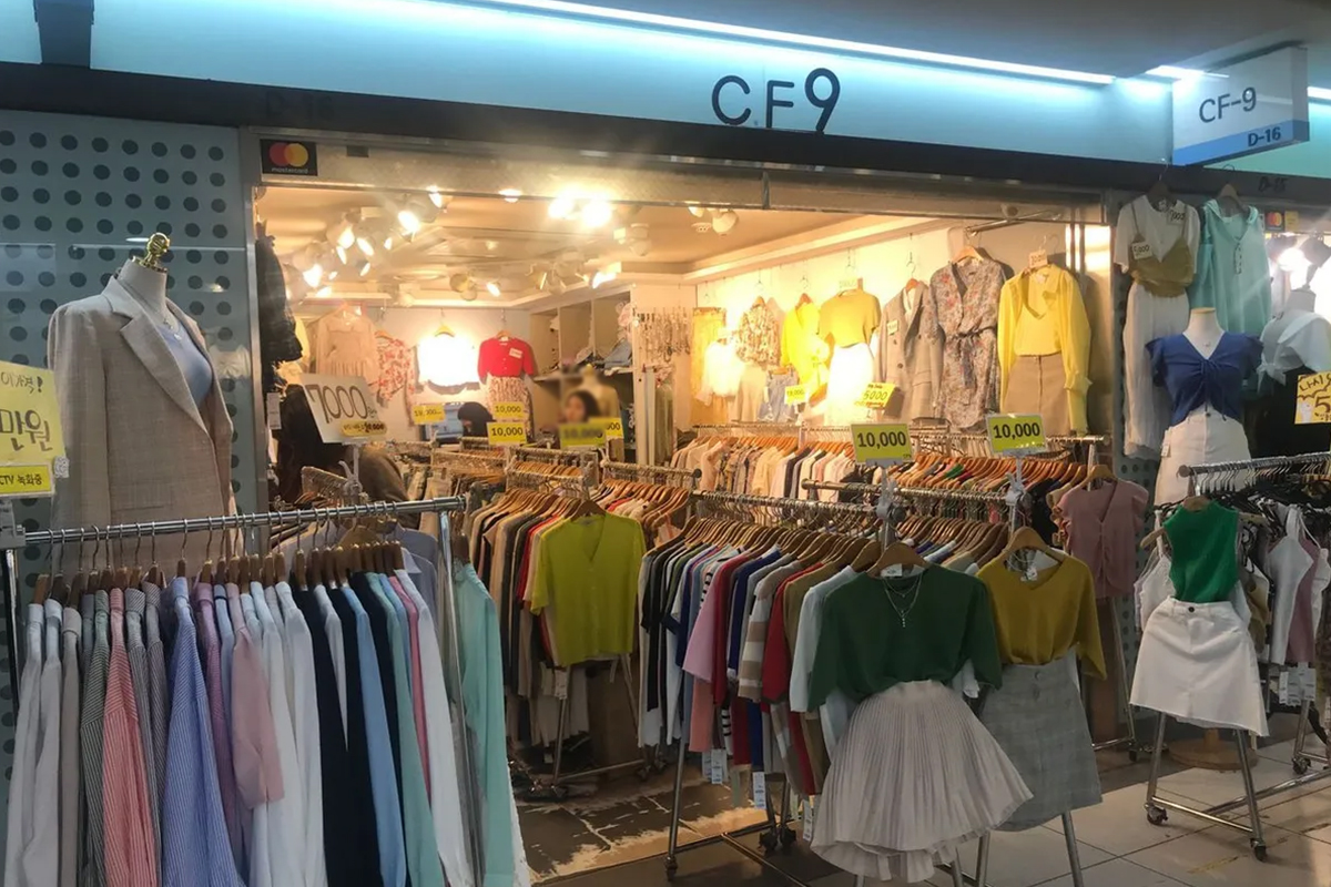 韓国、韓国文化、韓国呼び方、韓国呼び名、韓国会社員、オンニ、オッパ、韓国語、アジョッシ、アジュンマ、ソンセンニム、ヌナ、ヒョン、オモニム、アボニム、ヨボ、チャギヤ、チョギヨ、ホクシ